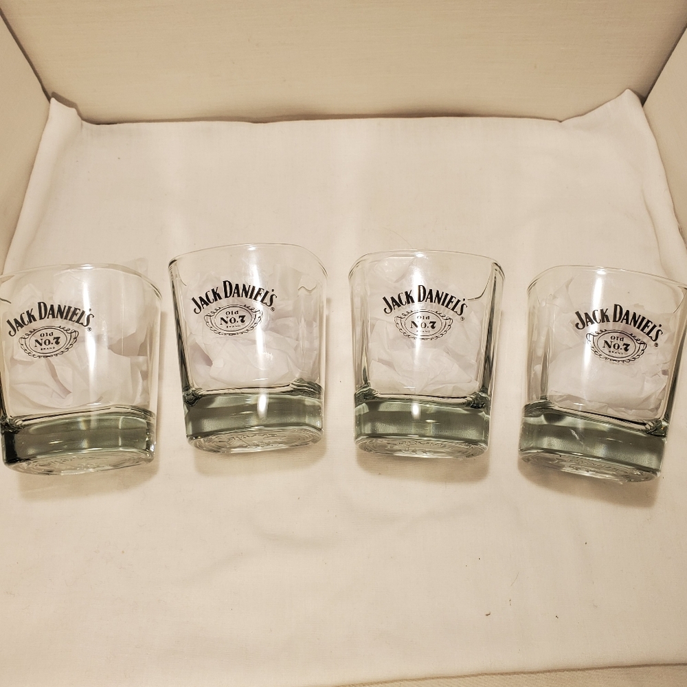 4 Jack Daniels Old No. 7 Low-Ball Whiskey Weighted Bottom Glasses Like New